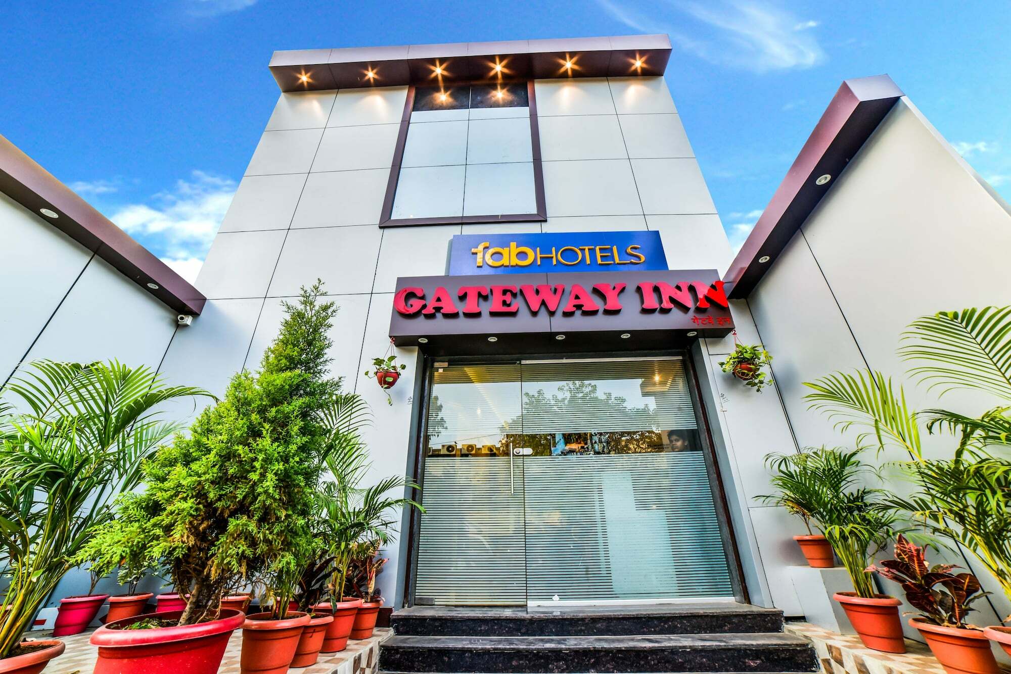 Fabexpress Gateway Inn Andheri East Bombay Exterior foto